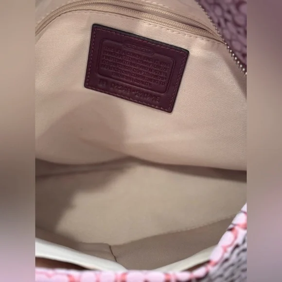 Coach Signature Convertible Duffle Purse Bag #21041E Burgundy /Merlot - Picture 5 of 10